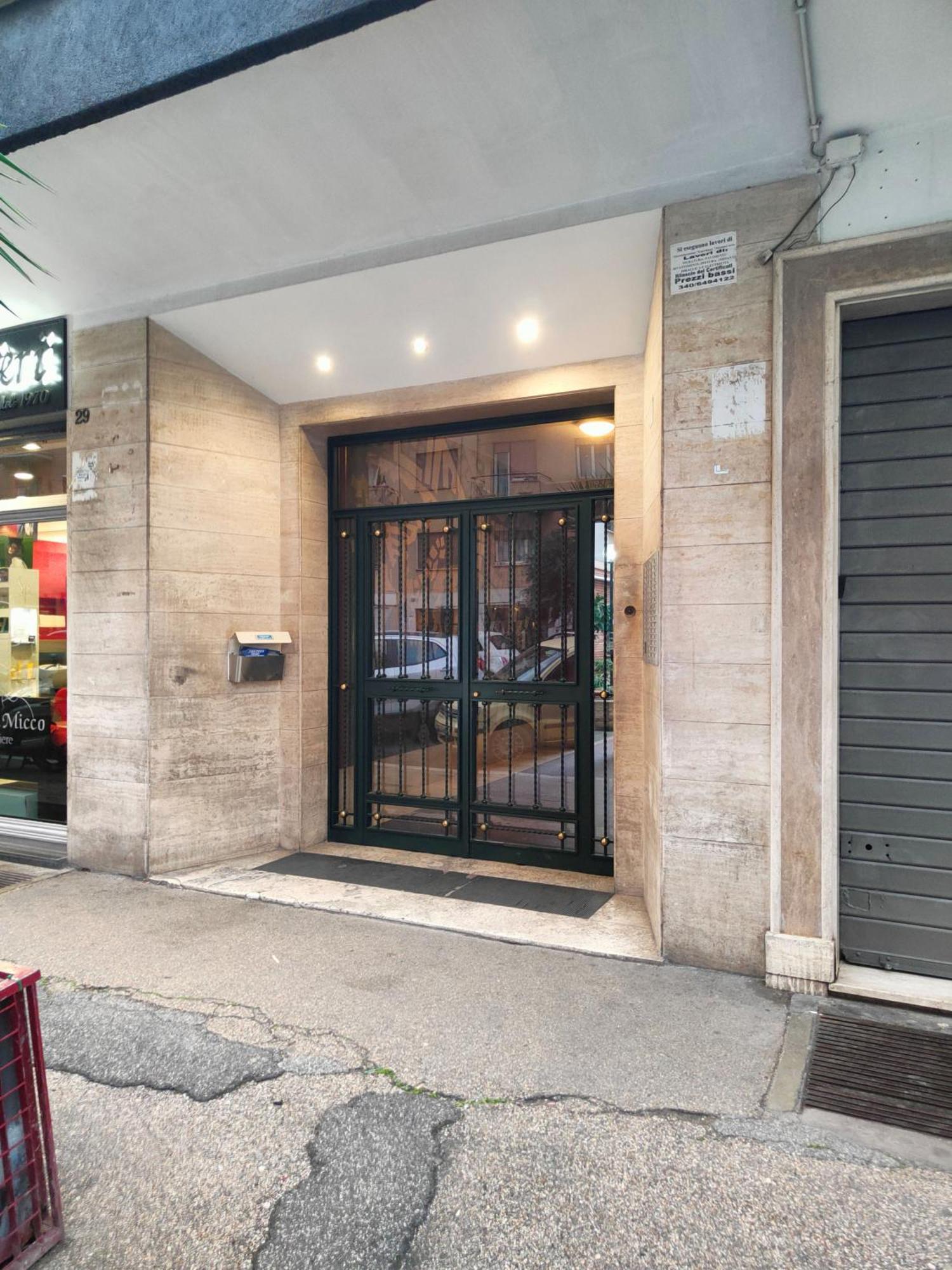 Roma Maison Gio' Luaran gambar